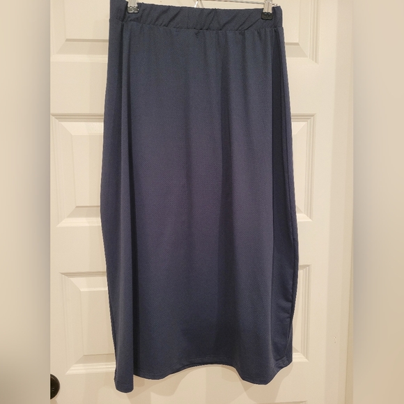 Nuggles Navy Athletic Skirt - Picture 4 of 5